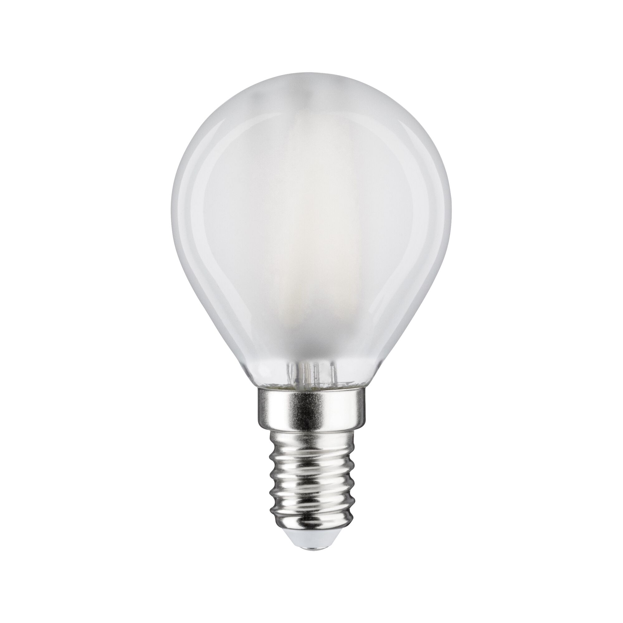 Eine mattierte LED-Glühbirne mit silbernem Sockel, isoliert auf weißem Hintergrund.