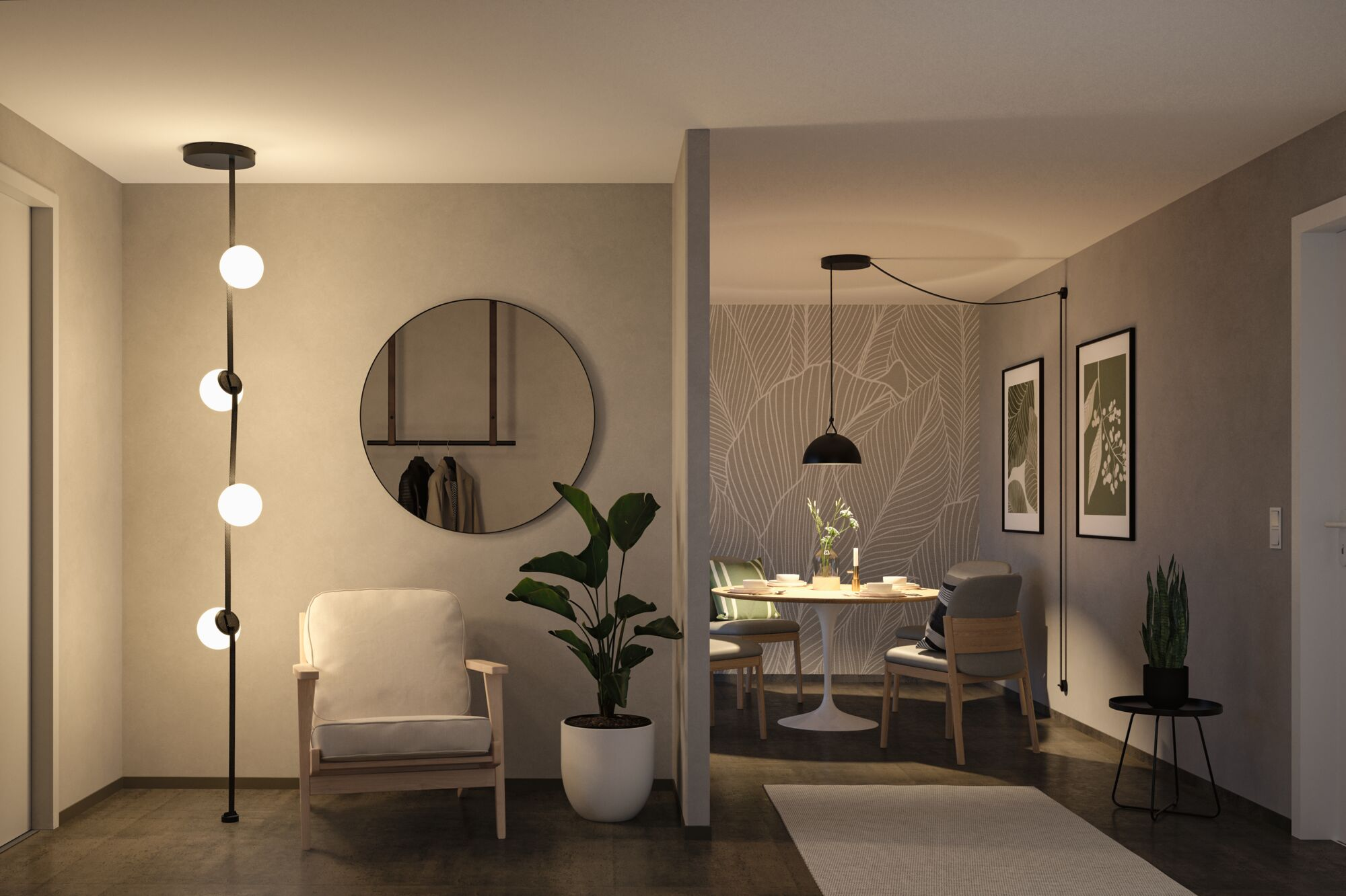 Ein Interieur mit einer Stehlampe, einem runden Spiegel, einem Stuhl und einem Essbereich mit Pendelleuchten.