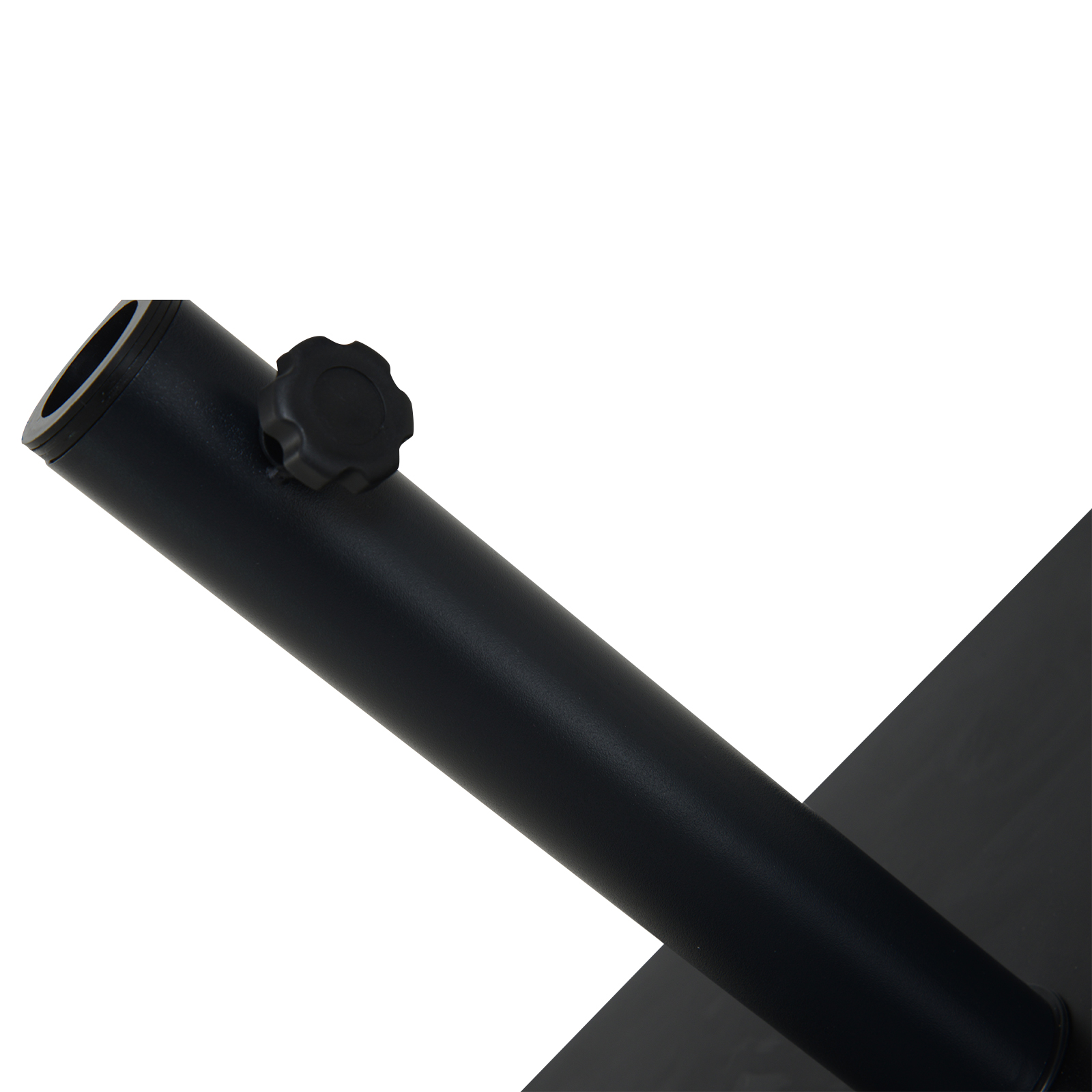 Un primer plano de una base de sombrilla negra con una perilla de ajuste, aislada sobre un fondo blanco.