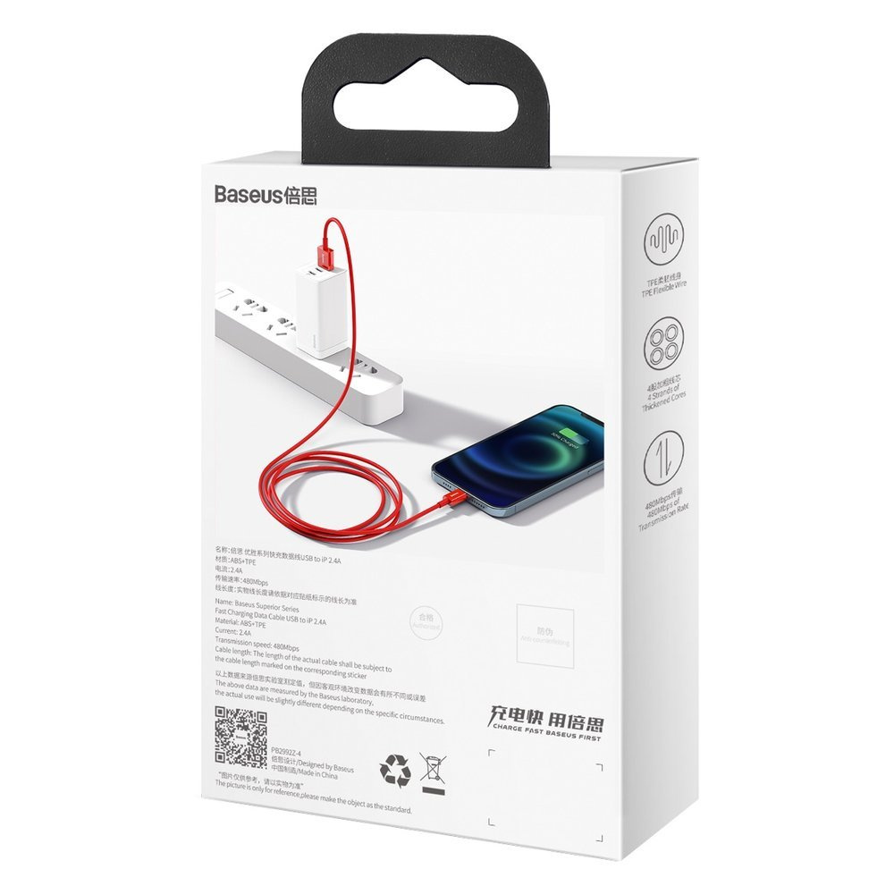 Productdoos met een oplaadkabel die een telefoon verbindt met een wandlader, waarbij de snelle oplaadmogelijkheden worden benadrukt.