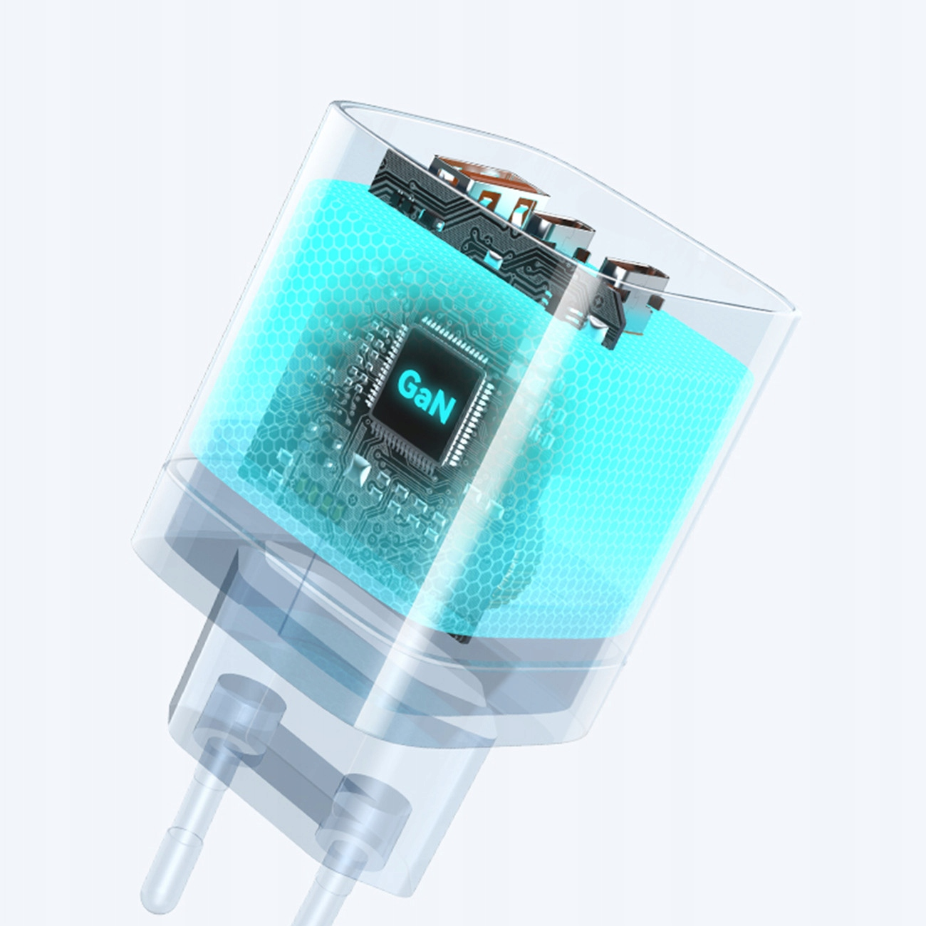 Przezroczysta ładowarka pokazująca chip GaN i obwody, podkreślająca technologię i kompaktową konstrukcję.