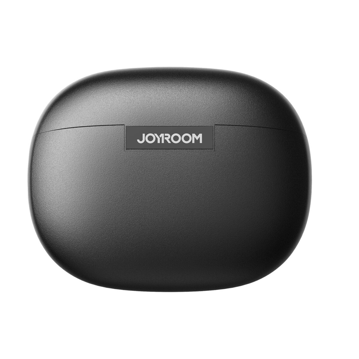 Custodia di ricarica per auricolari chiusa nera con la scritta JOYROOM stampata. Sfondo bianco.