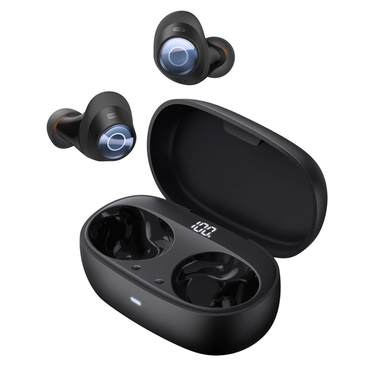 Czarne bezprzewodowe słuchawki z etui ładującym pokazującym 100% baterii, na białym tle.