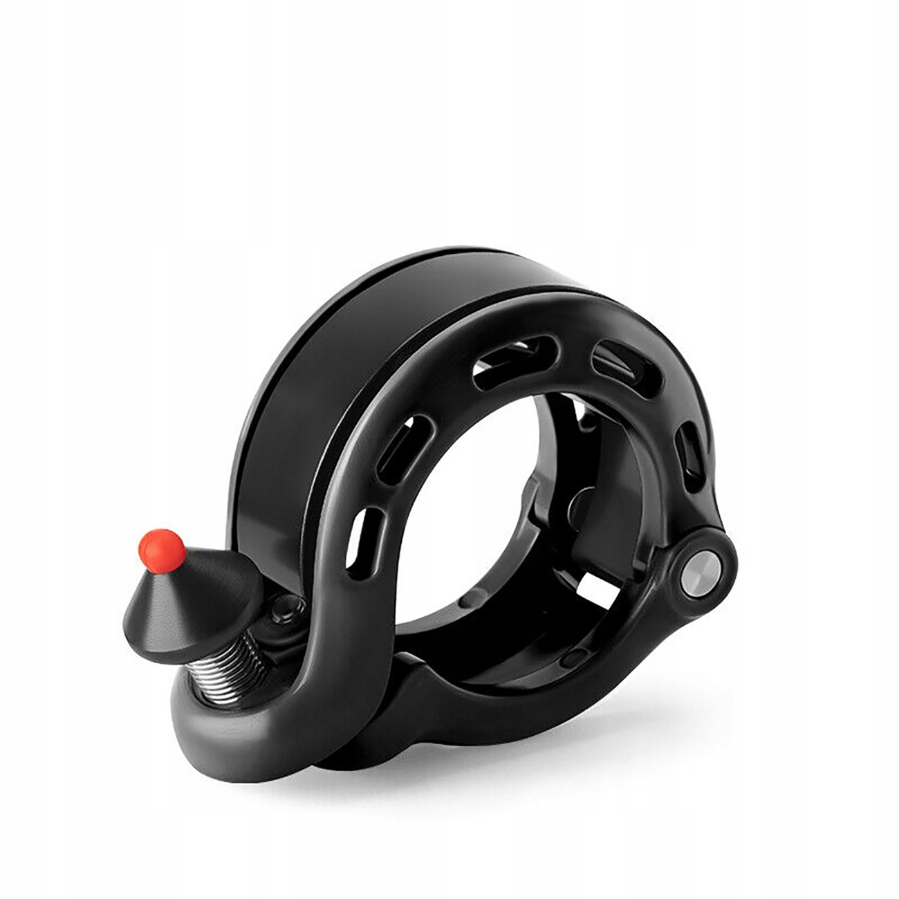 Czarny dzwonek rowerowy z czerwonym przyciskiem jest wyświetlany na białym tle, podkreślającym jego design.