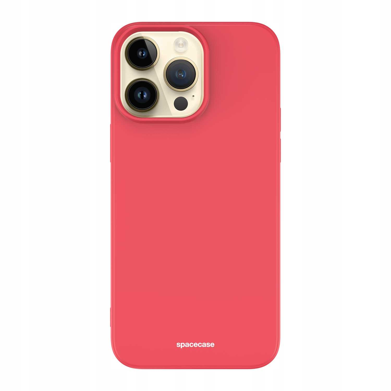Czerwone etui na telefon z otworami na aparat, z logo „spacecase” na dole.