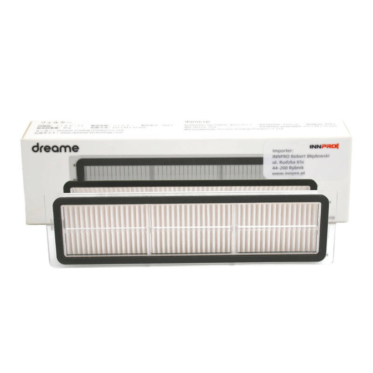 Filtro bianco rettangolare con cornice nera, nella confezione, utilizzato per sistemi di purificazione o filtrazione.