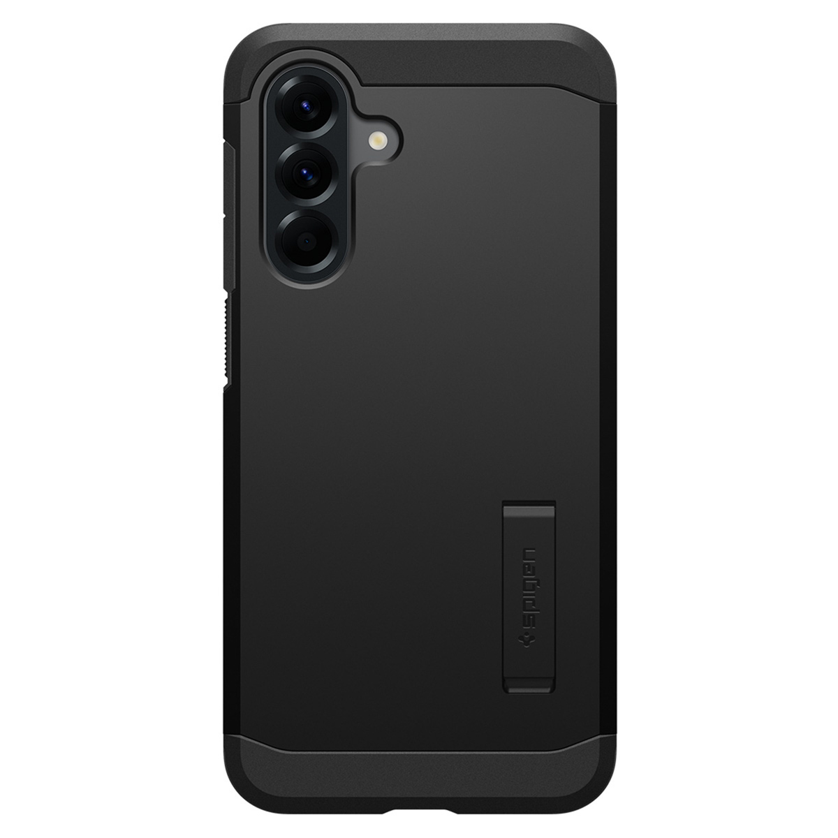 Een zwarte telefoonhoes staat rechtop, met een uitsparing voor de cameralens en een ingebouwde standaard aan de achterkant.
