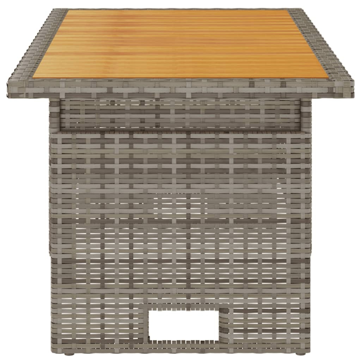 Ein quadratischer Tisch mit Holzplatte und grau gewebten Seiten.