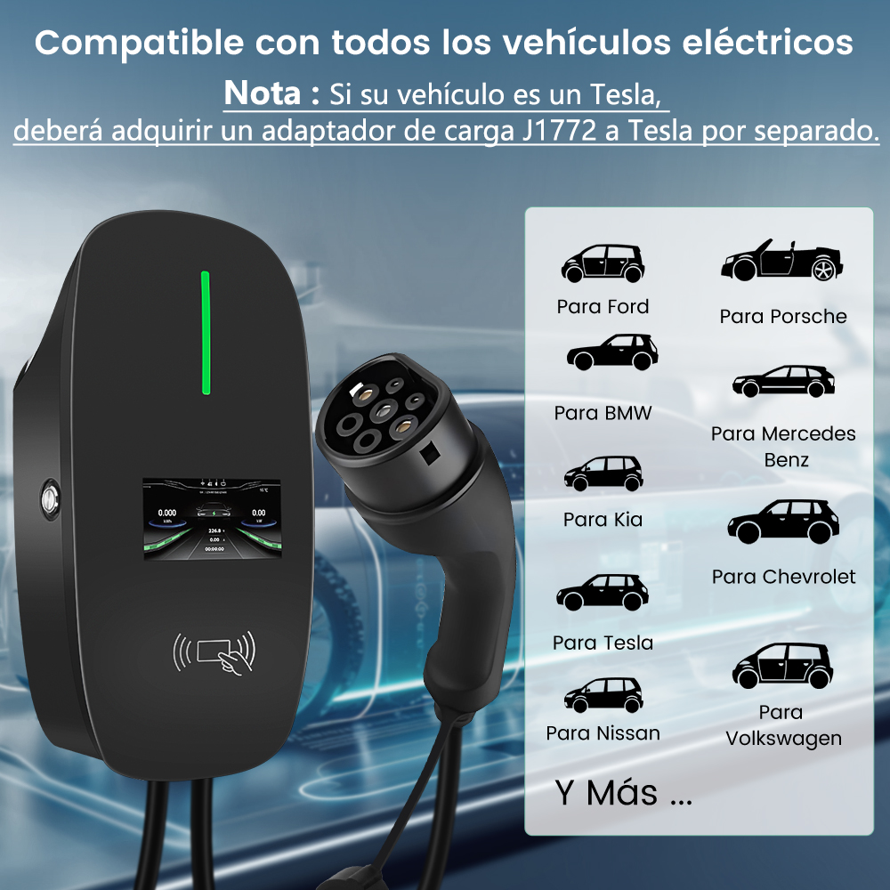 Una estación de carga con cable y enchufe anuncia compatibilidad con vehículos eléctricos como Tesla, Ford y BMW.