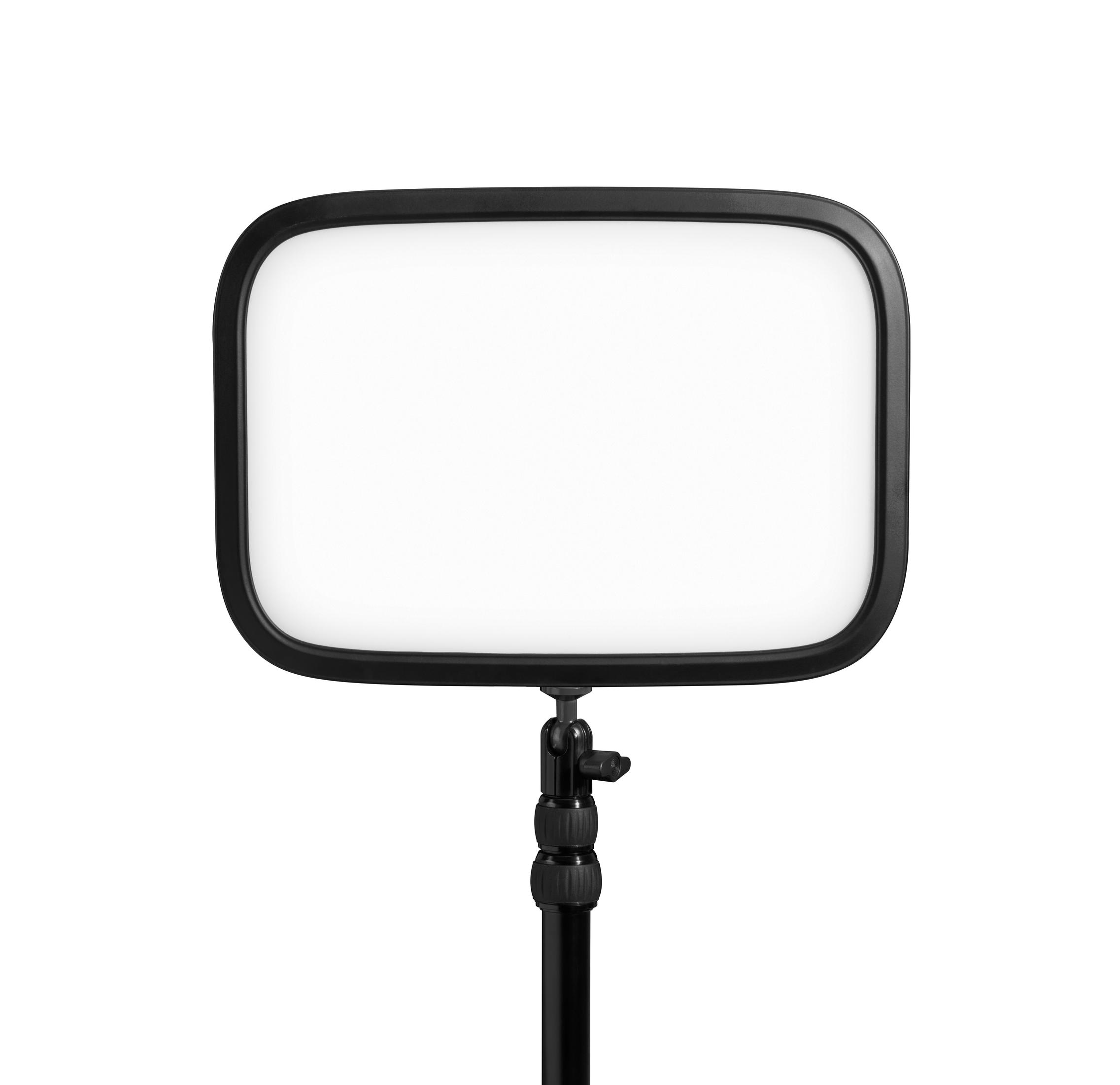 Una luce principale con cornice nera e pannello bianco è montata su un supporto, su uno sfondo bianco.