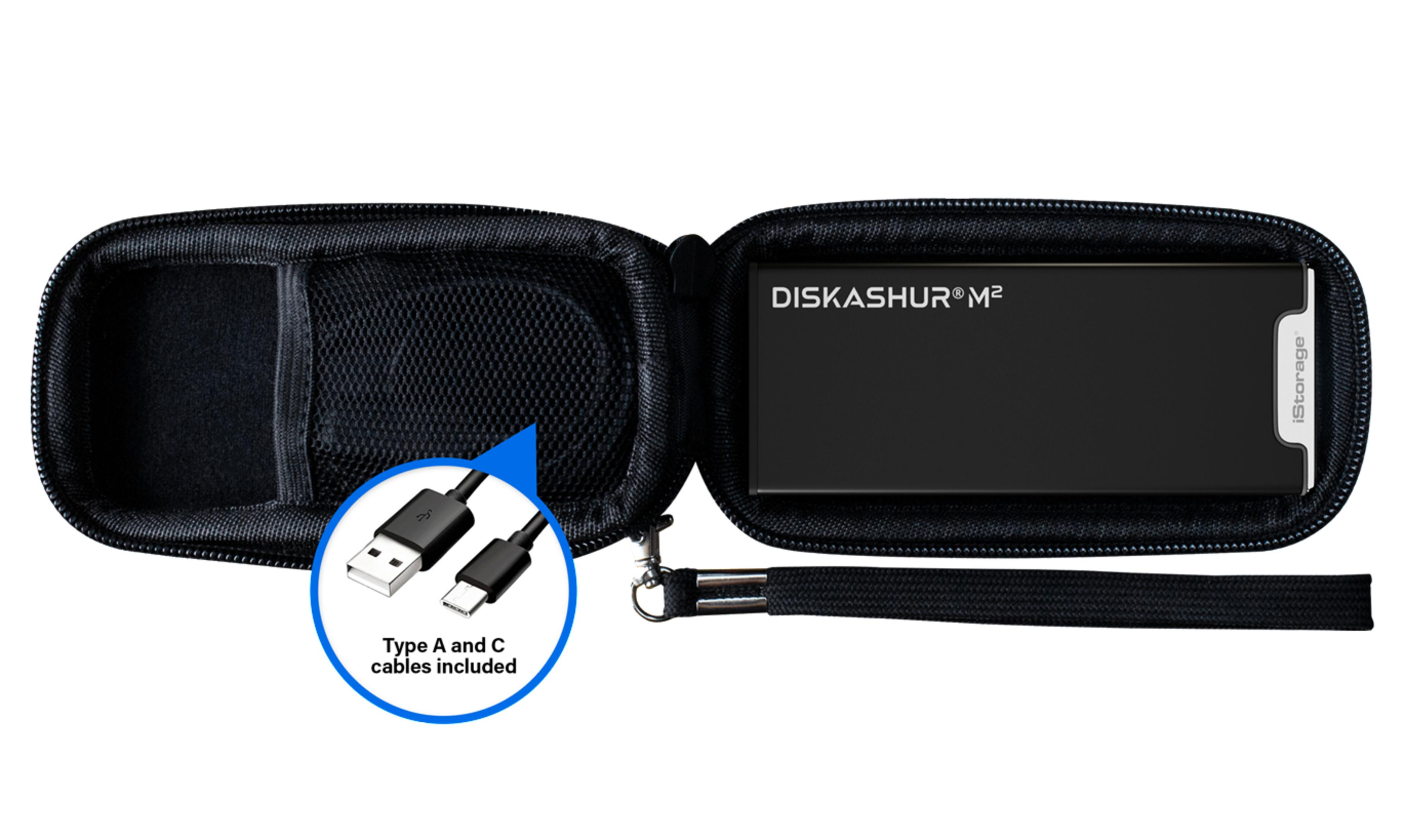 Schwarzer DISKASHUR in Reißverschlusstasche mit USB-Kabeln.