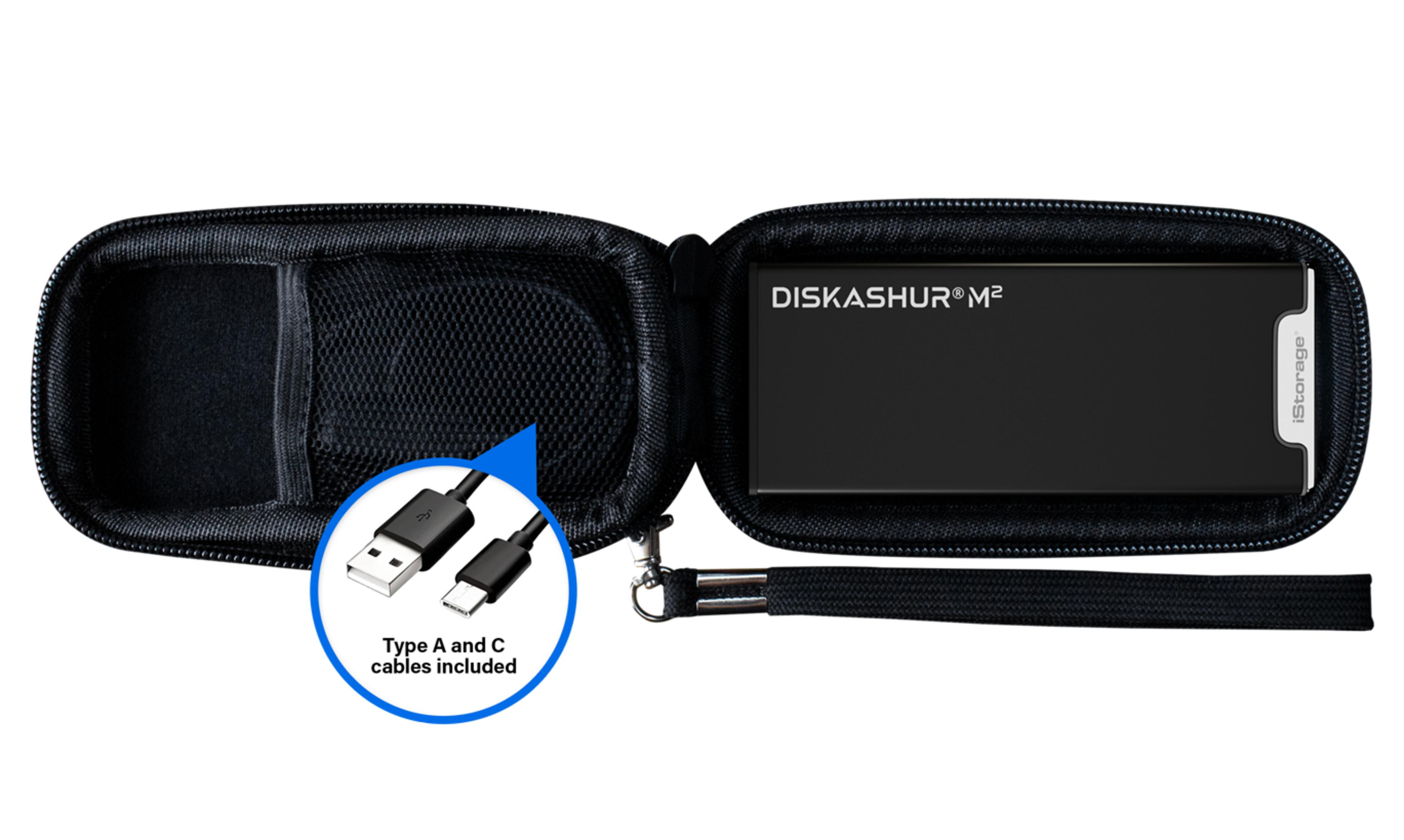 iStorage DISKASHUR M2-Laufwerk, Kabel und Gehäuse auf weißem Hintergrund.