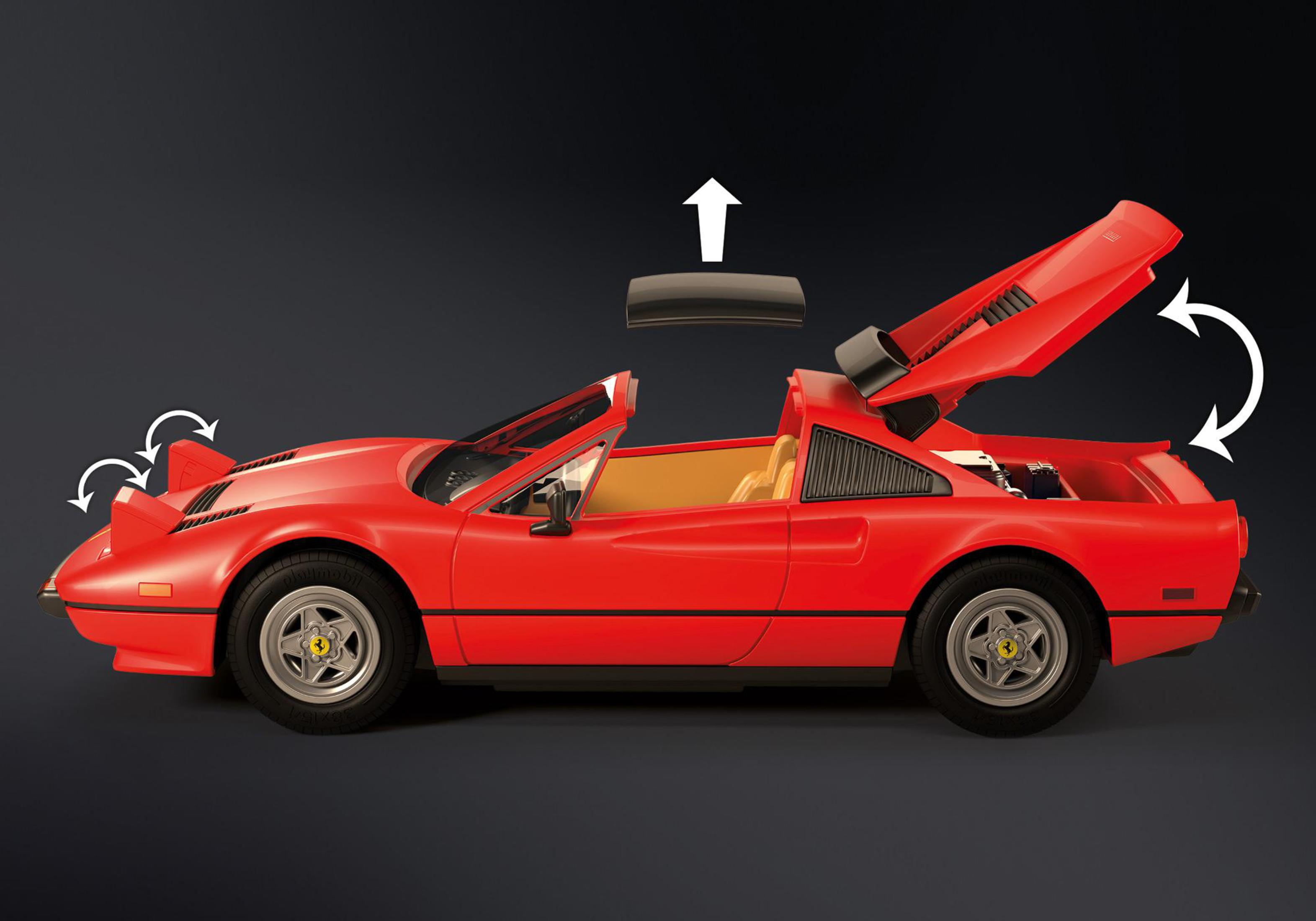 Czerwone Ferrari 308 GTS z otwartymi częściami, prezentujące wnętrze i mechanikę, na ciemnym tle.