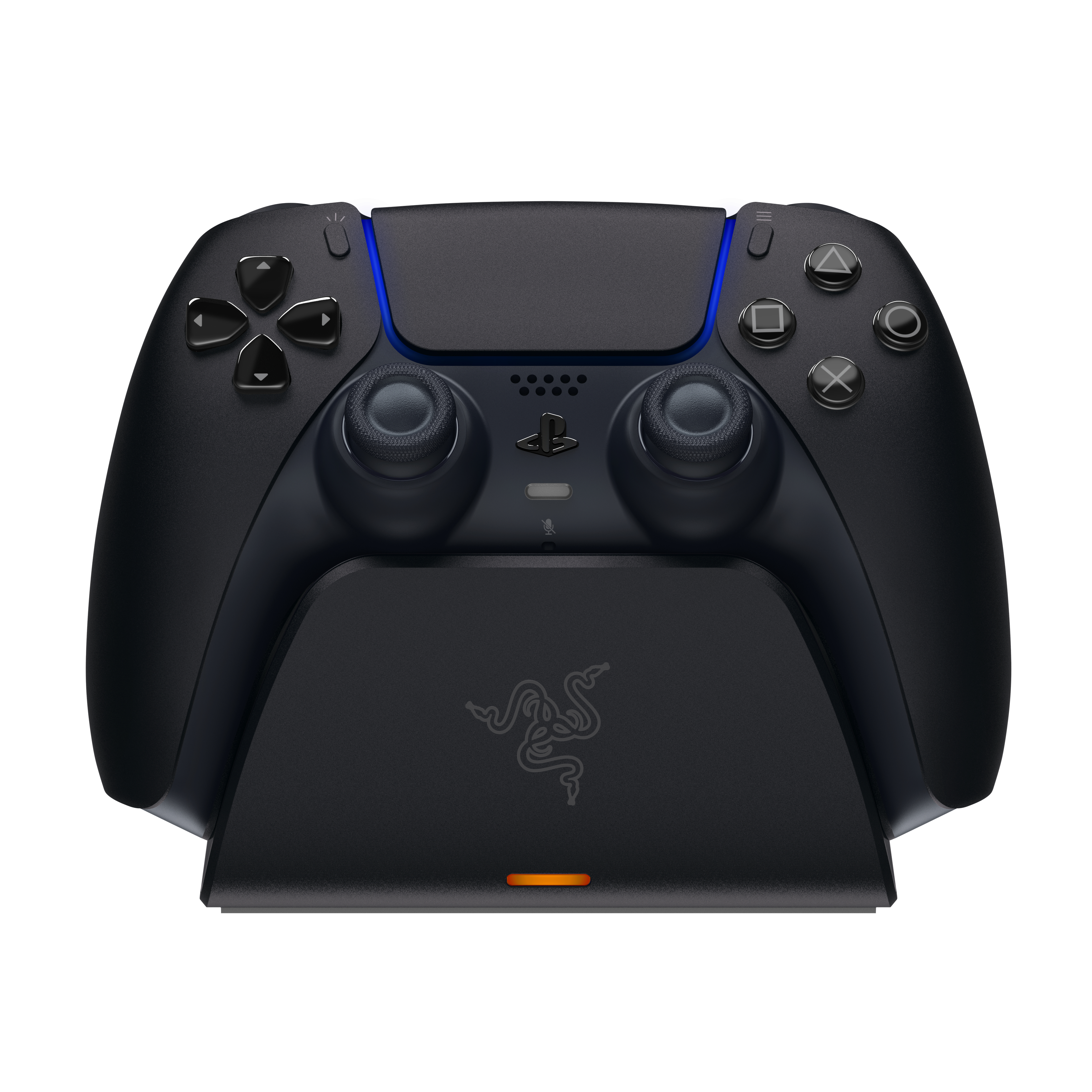 Şarj ünitesinde siyah bir PlayStation 5 oyun kolu, mavi vurgular ve ünitede Razer logosu bulunuyor.