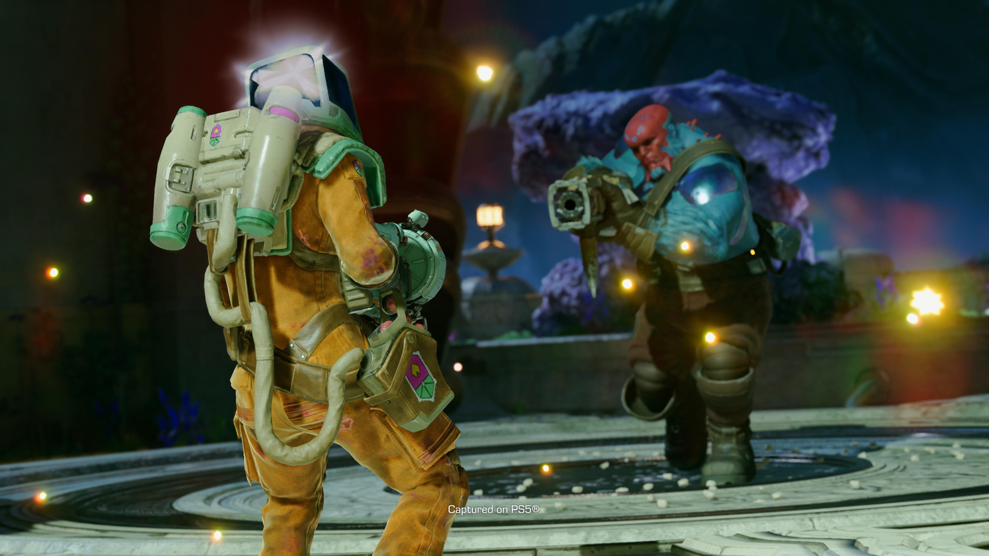 Zwei Charaktere stehen sich in einem Videospiel gegenüber. Einer in Orange, der andere in Blau, beide mit Waffen.