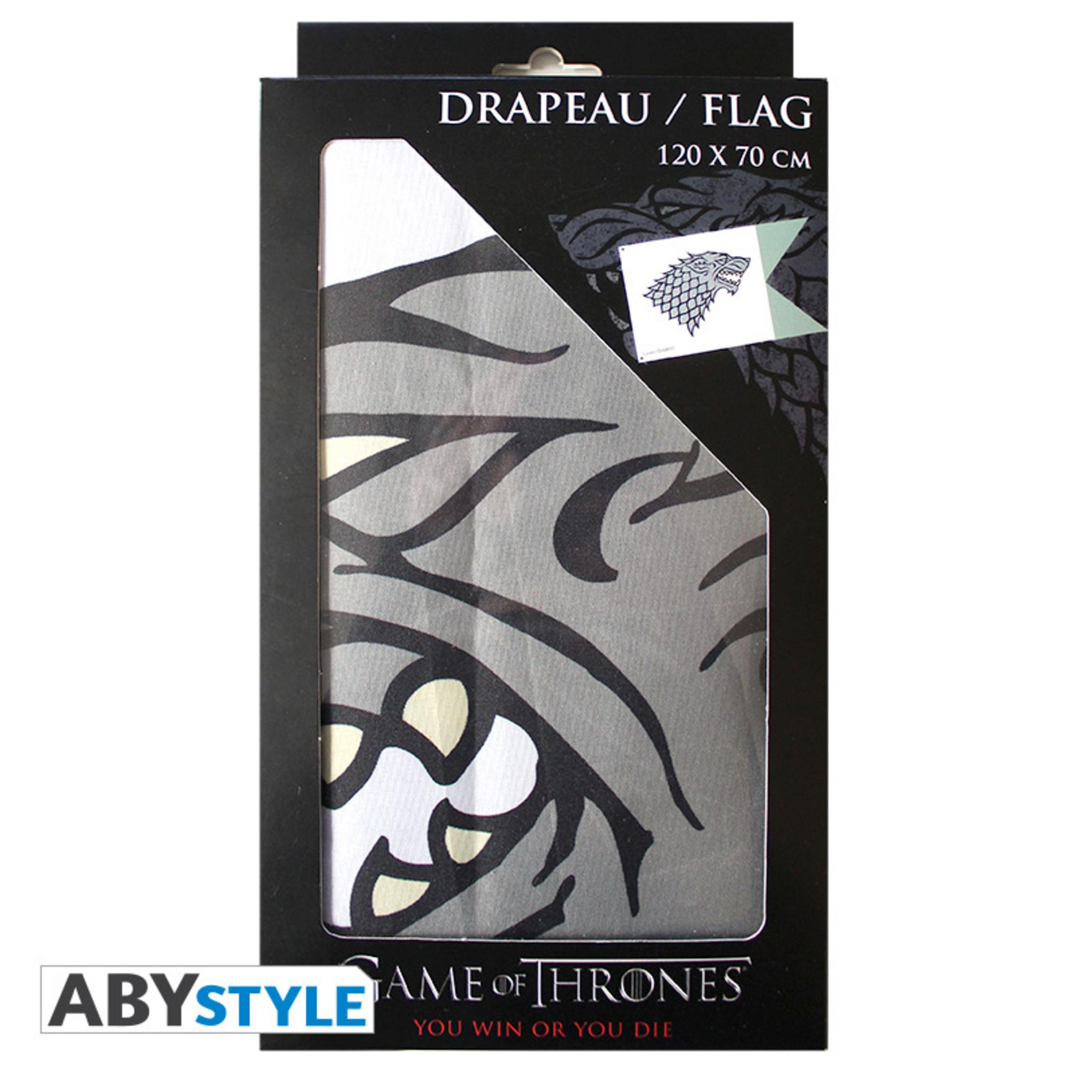Eine Game of Thrones-Flagge in ihrer Verpackung. Die Verpackung ist schwarz mit weißem Text und einem Bild der Flagge.