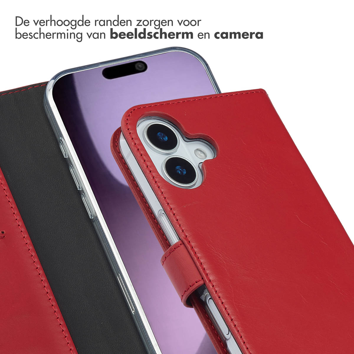 Close-up van een rode leren portemonneehoes die een telefoon met een camera beschermt.