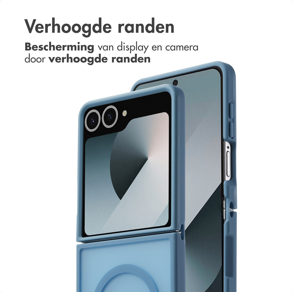 Coque de téléphone bleue recouvrant un téléphone, montrant l'écran et la zone de la caméra. Texte : Verhoogde randen.