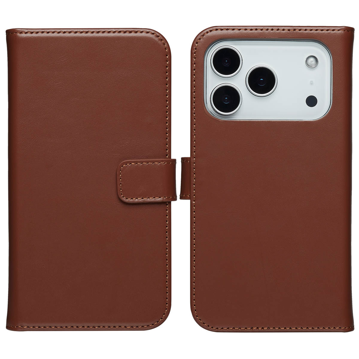 Un étui de téléphone marron, ouvert, montrant l'intérieur avec le support de téléphone et le dos.