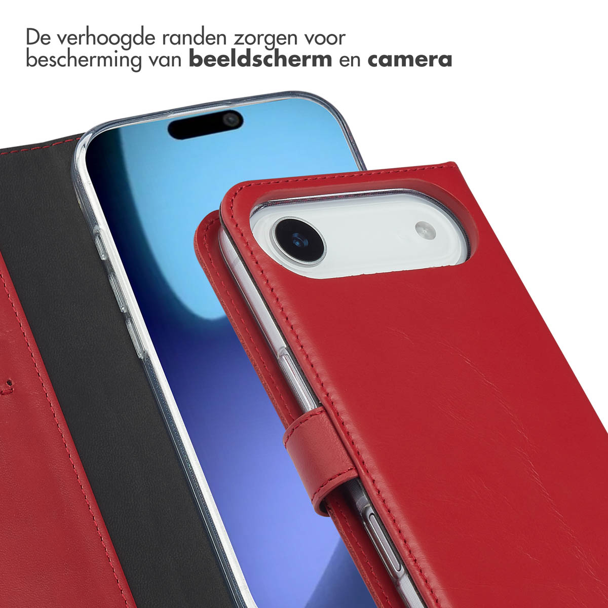 Een rode leren portemonneehoes voor een telefoon, met zicht op de telefooncamera en het scherm.