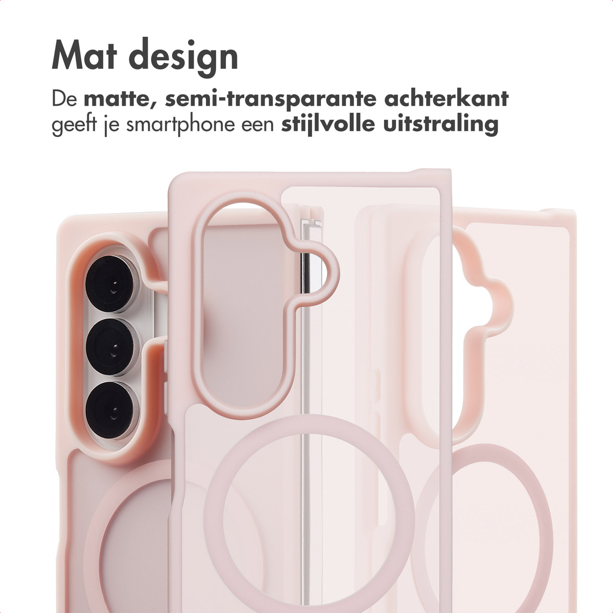 Telefoonhoesje met drie cameralenzen en een cirkel, met tekst 'Matte Design' op een roze achtergrond.