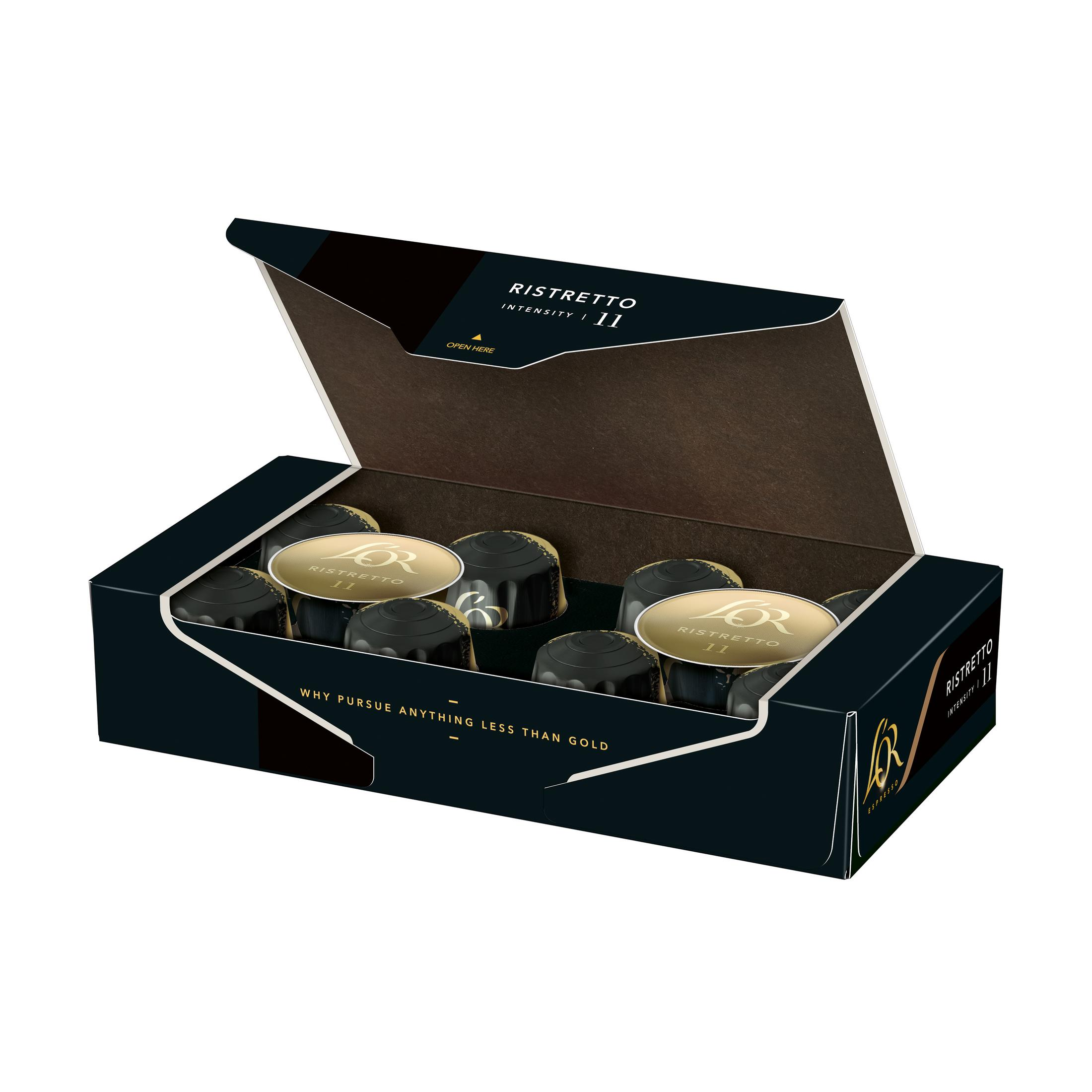 L'immagine mostra una scatola aperta di capsule di espresso L'OR Ristretto, nere con accenti dorati.