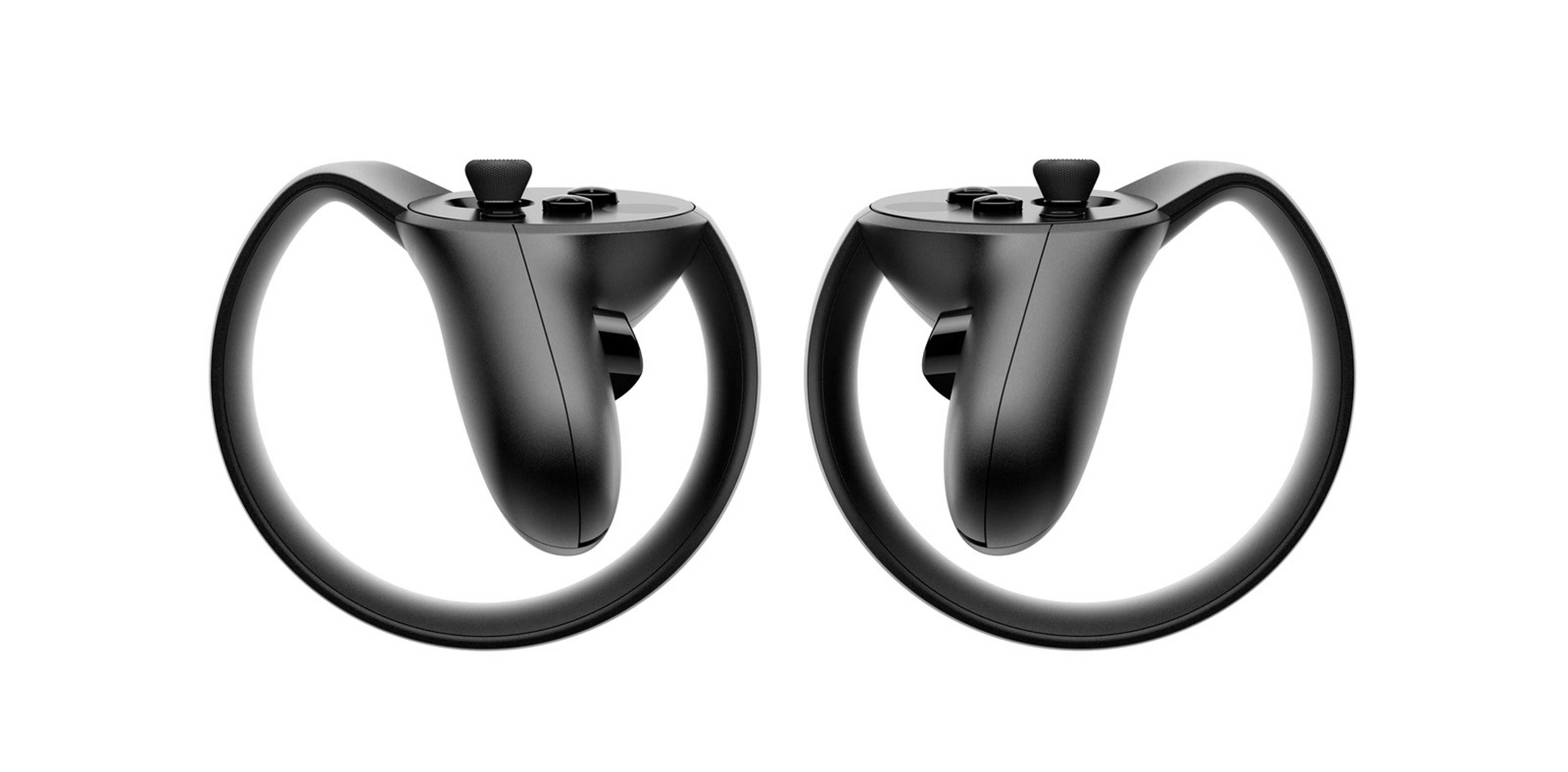 Zwei schwarze VR-Controller mit Ringgriffen. Der Hintergrund ist weiß.