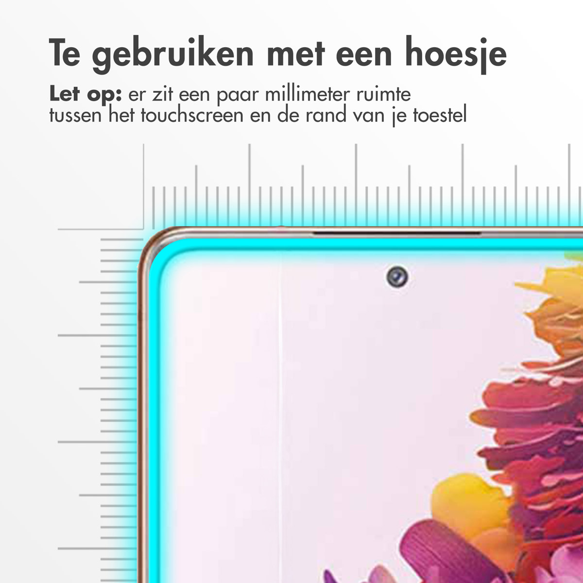 Een telefoon met een screenprotector erop, met een close-up van de bovenrand en een waarschuwing over de ruimte.