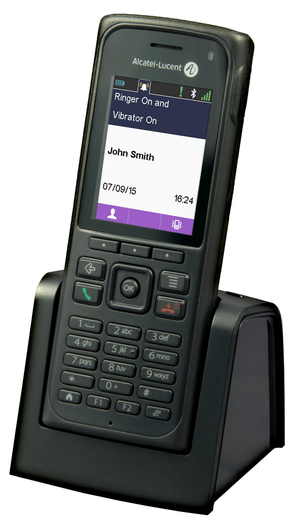 Un telefono Alcatel-Lucent nero è in una base di ricarica, mostra una schermata di chiamata.