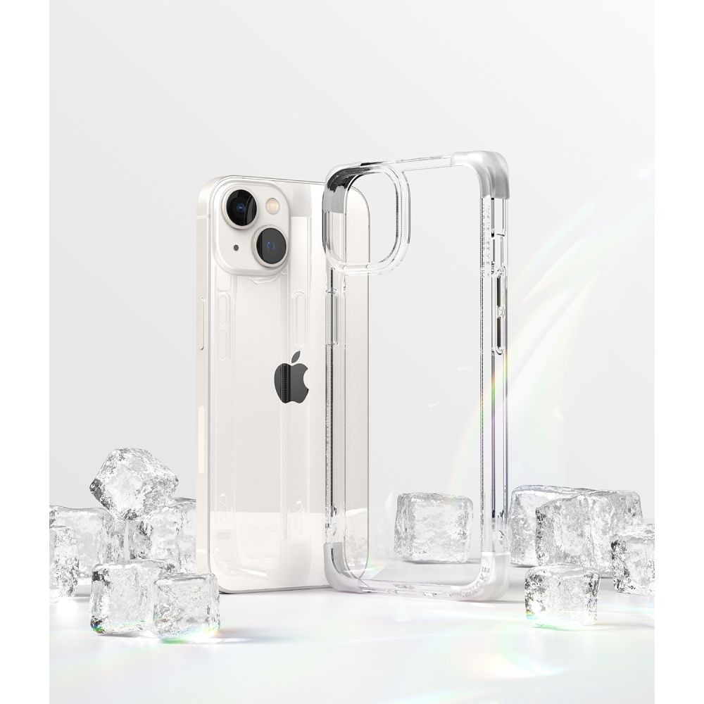 iPhone w przezroczystym etui obok kostek lodu. Białe tło. Pokazuje ochronę telefonu.