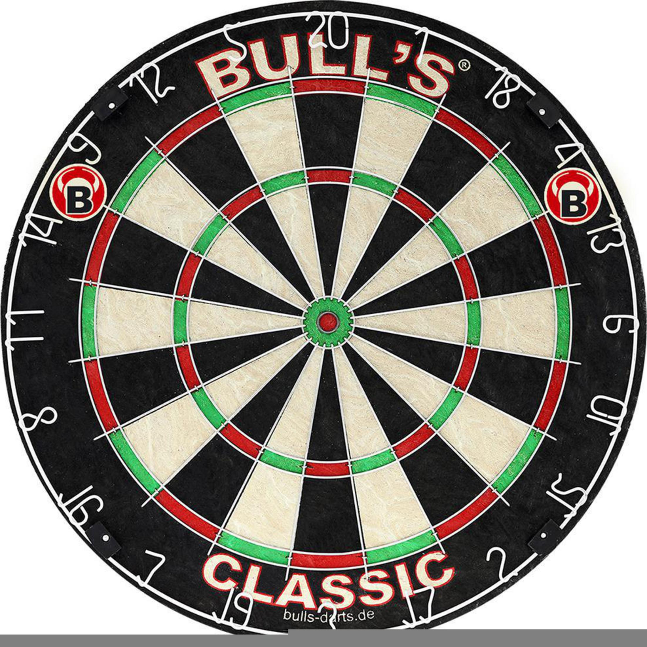 Eine Dartscheibe im klassischen Design mit schwarz-weißen Sektionen und Text. Mit Bull's-Logo.