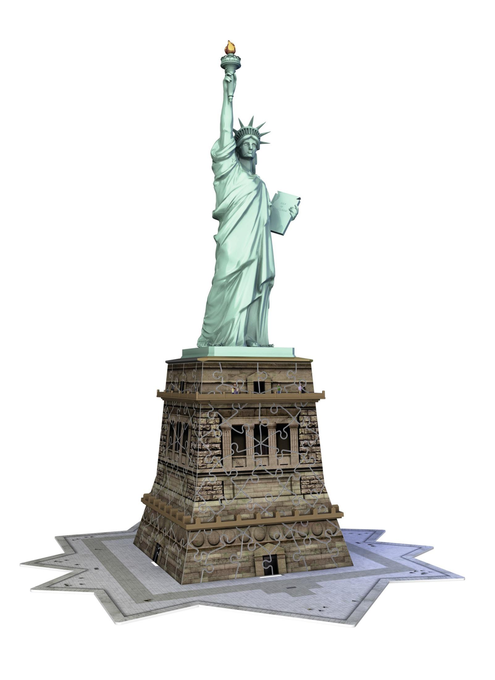 Die Freiheitsstatue, ein 3D-Puzzle, auf weißem Hintergrund.