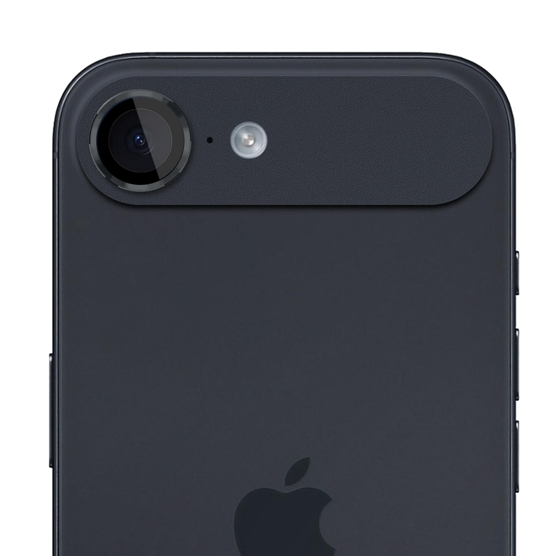 Retro iPhone nero con protezione per lenti. Logo Apple in basso.
