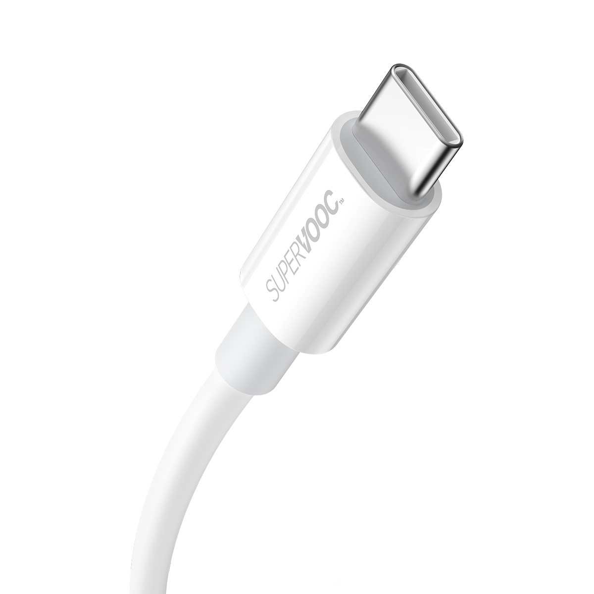 Biały kabel do ładowania USB-C SUPERVOOC jest pokazany z bliska na białym tle.
