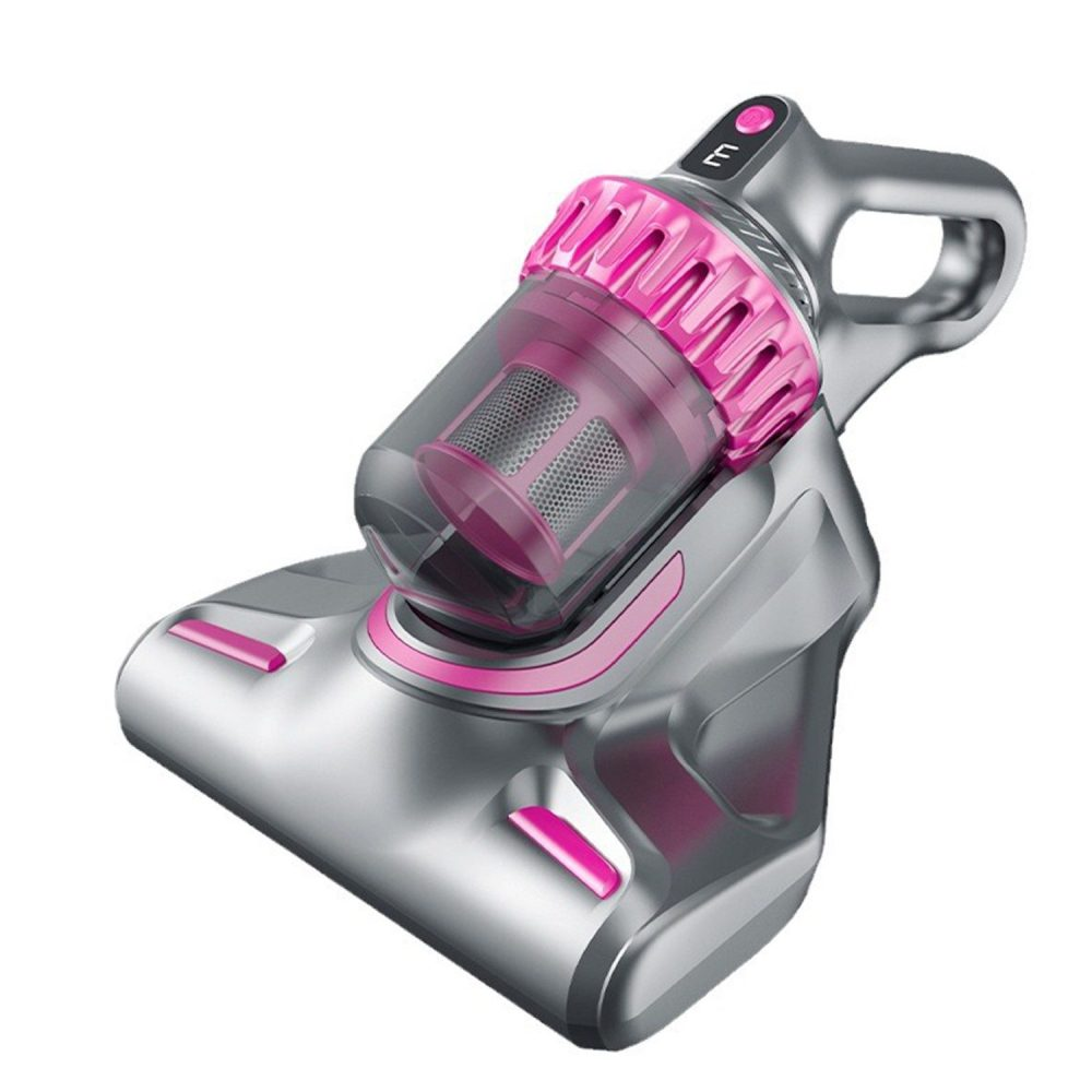 Ein silberner Staubsauger mit rosa Akzenten. Er befindet sich auf weißem Hintergrund.