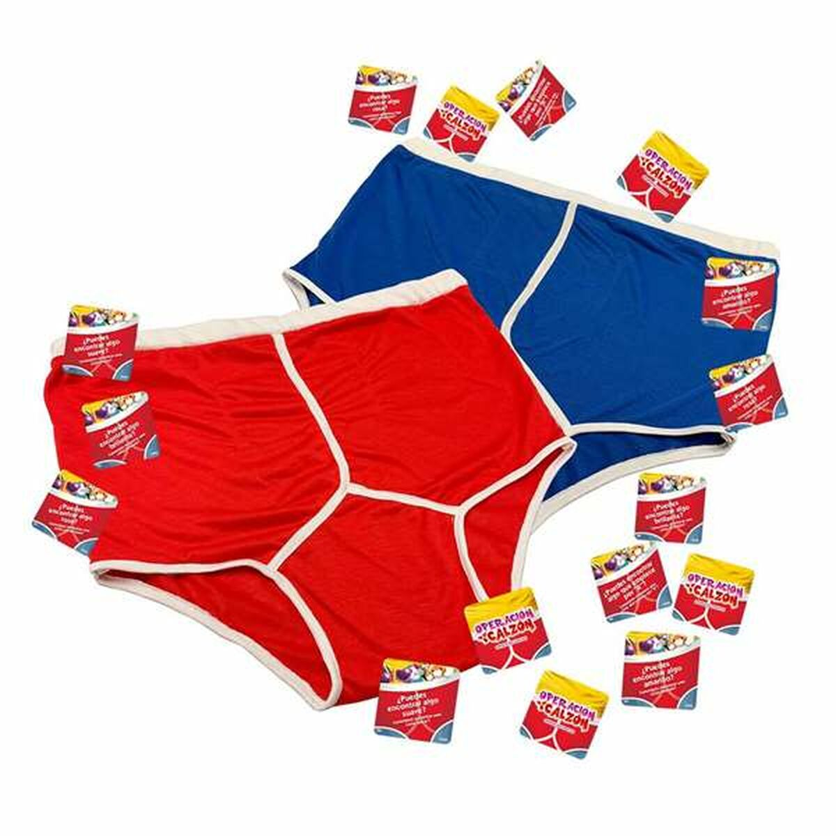Dos pares de ropa interior roja y azul con ribete blanco y piezas de juego dispersas.