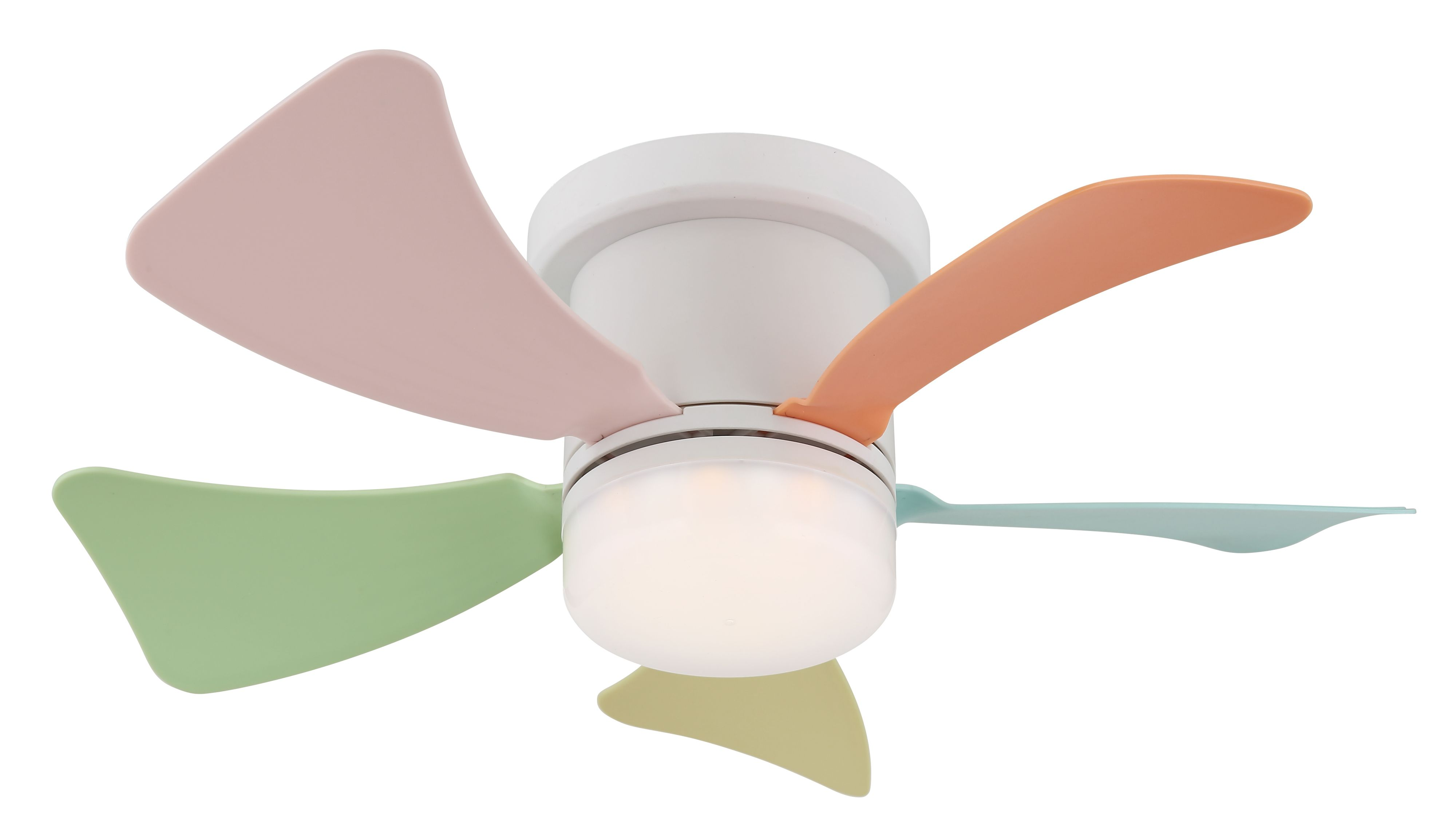 Ein weißer Deckenventilator mit pastellfarbenen Blättern.