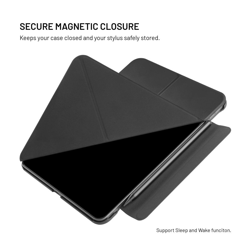 Geöffnete schwarze Tablethülle mit Tablet und Stift. Weißer Hintergrund.
