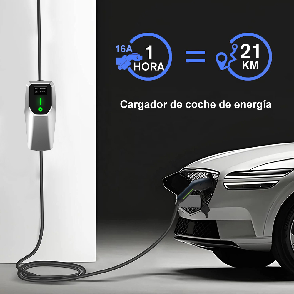 Cargador de vehículo eléctrico conectado a un coche. Muestra información y la distancia que se puede cargar en una hora.