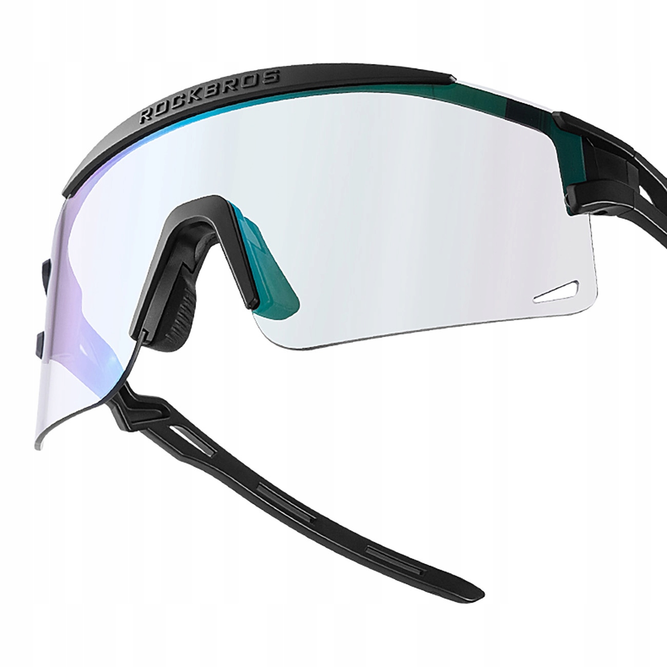 Sportsonnenbrille mit transparenten Gläsern und einem schwarzen Rahmen mit grünem Akzent, RockBros-Logo.