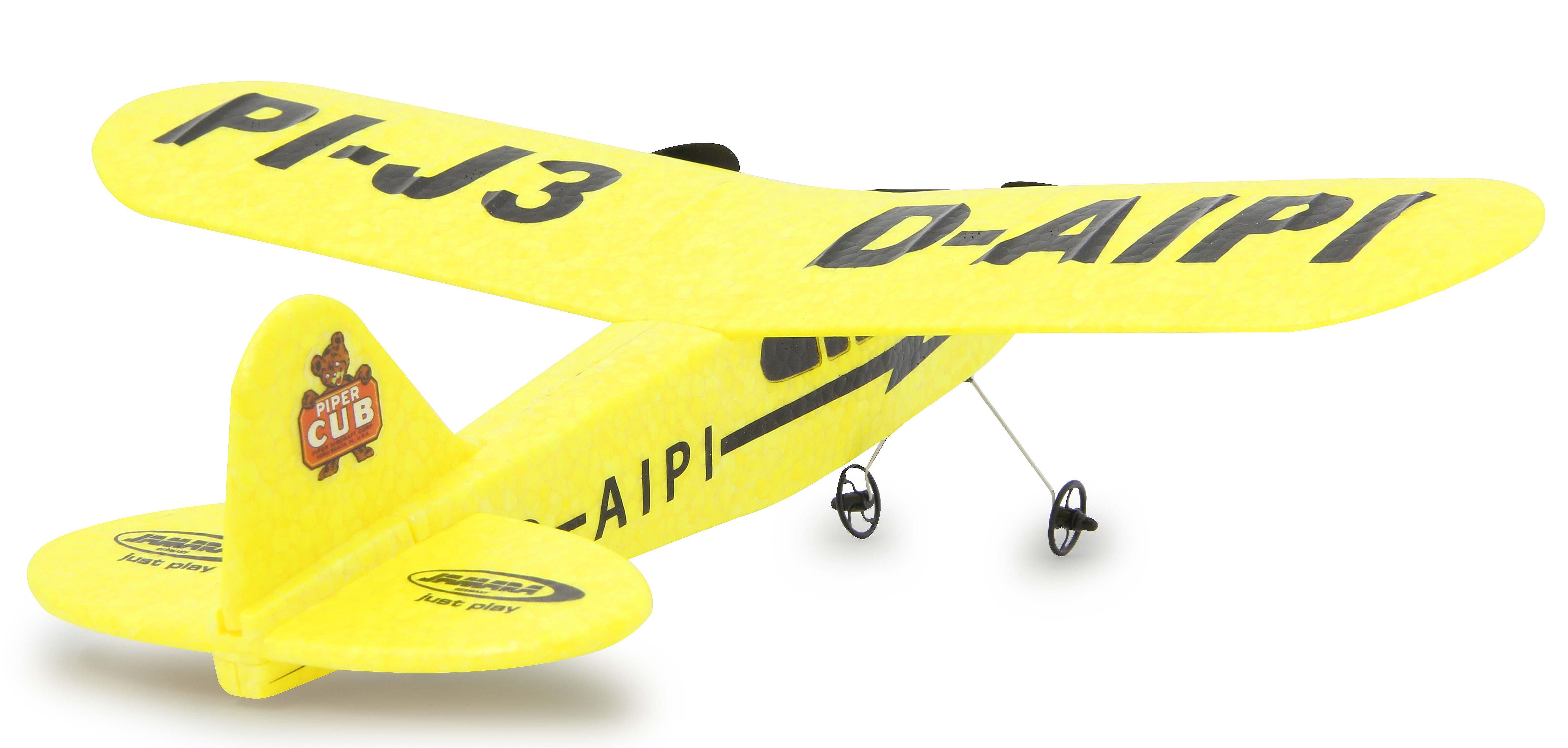 Gelbes Piper Cub Modellflugzeug mit schwarzen Propellern und dem Text "PI-J3 D-AIPI" auf den Flügeln.