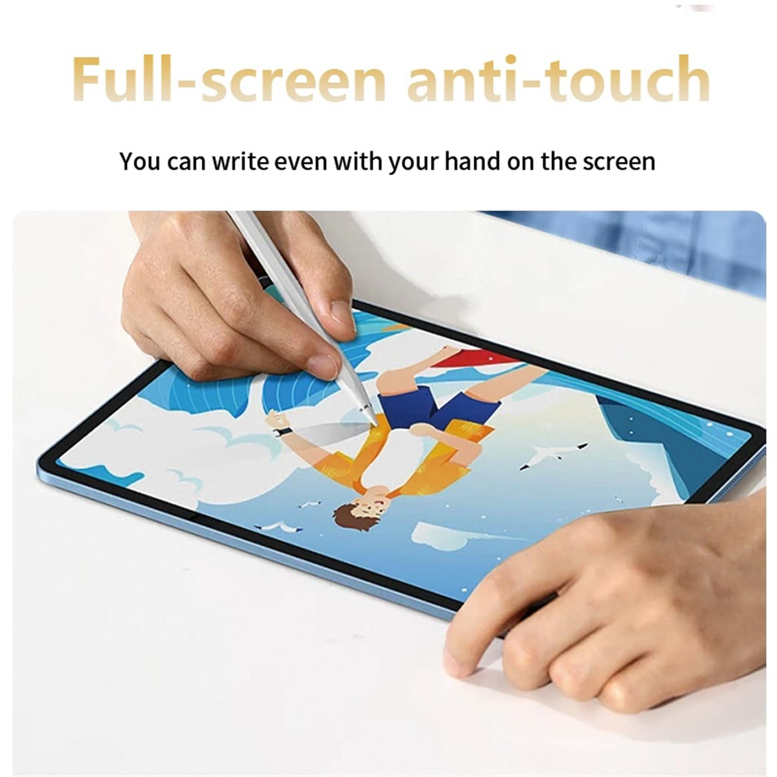 Person benutzt Stift auf einem Tablet. Hände halten Stift und Tablet. Heller Hintergrund.