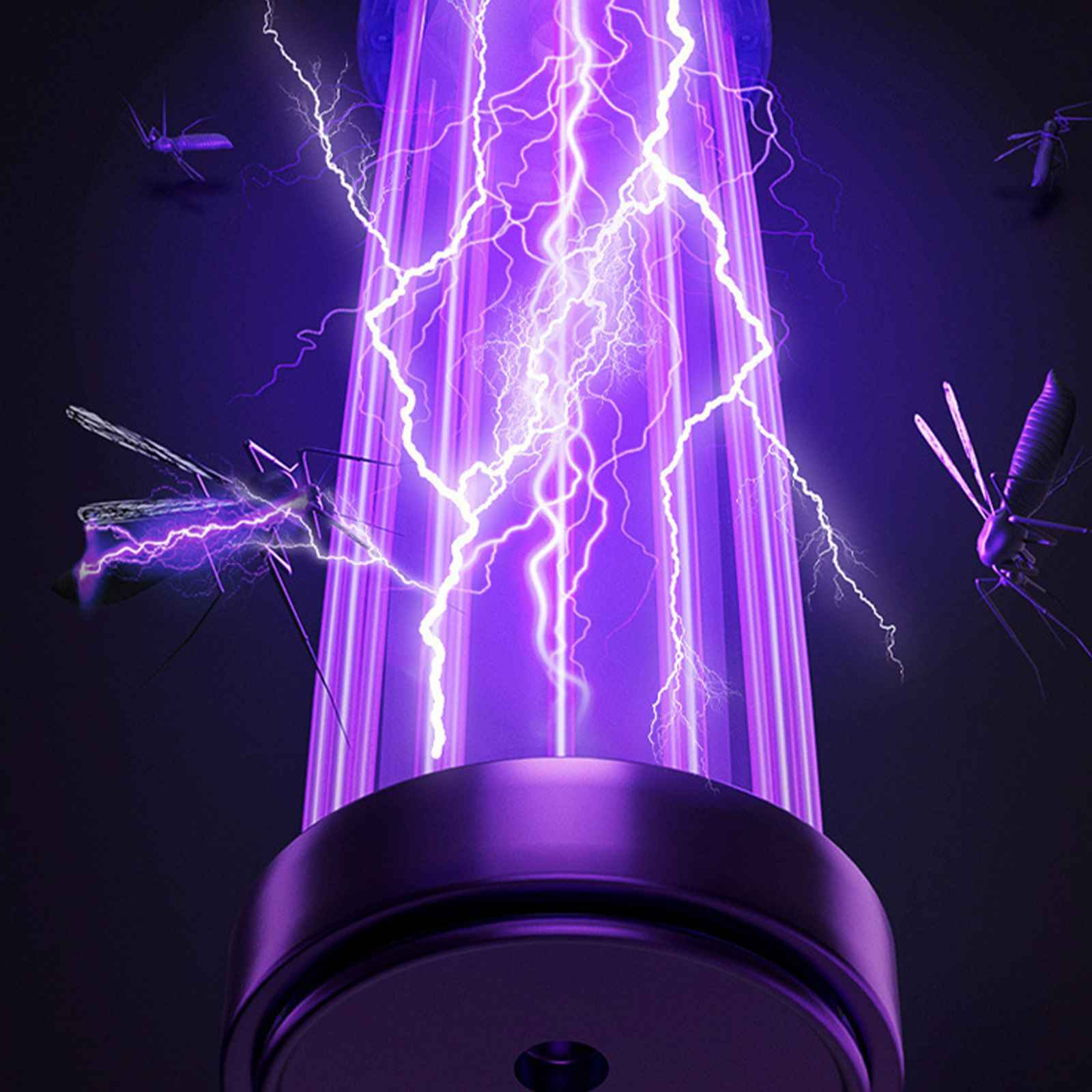 Ein purpurner Moskitokiller mit purpurnem Licht und Moskitos. Blitzartige Effekte sind vorhanden.