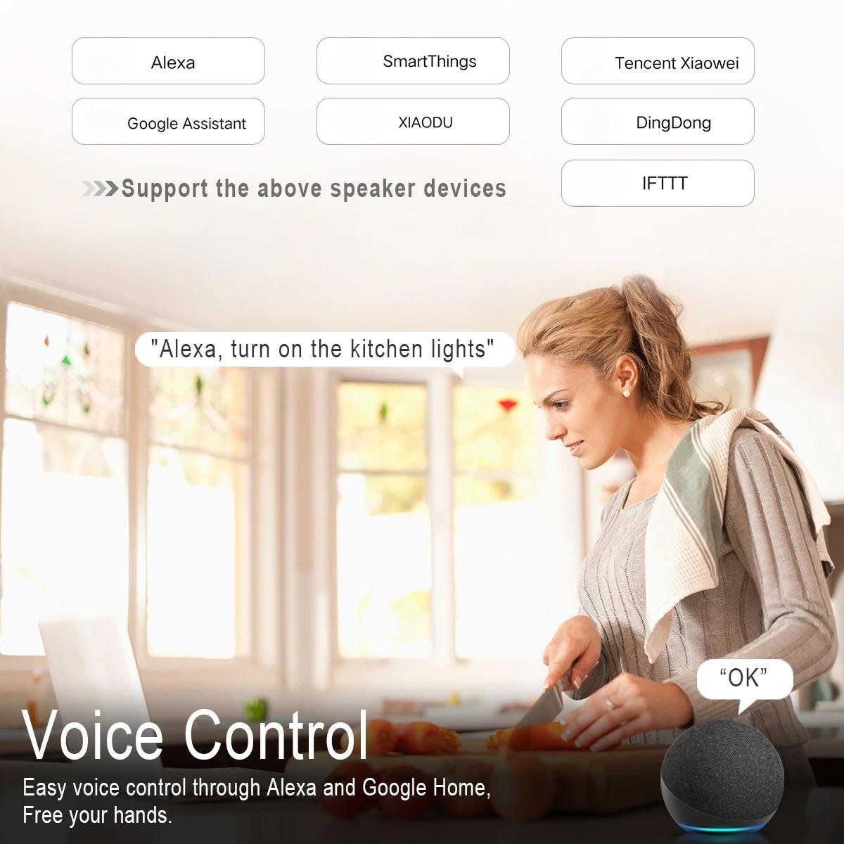 Eine Frau nutzt die Sprachsteuerung mit einem Smart Speaker und bereitet Essen in der Küche zu.