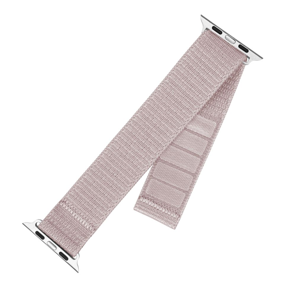 Ein hellrosa Stoff-Uhrenarmband. Das Armband liegt flach, mit Klettverschlüssen.