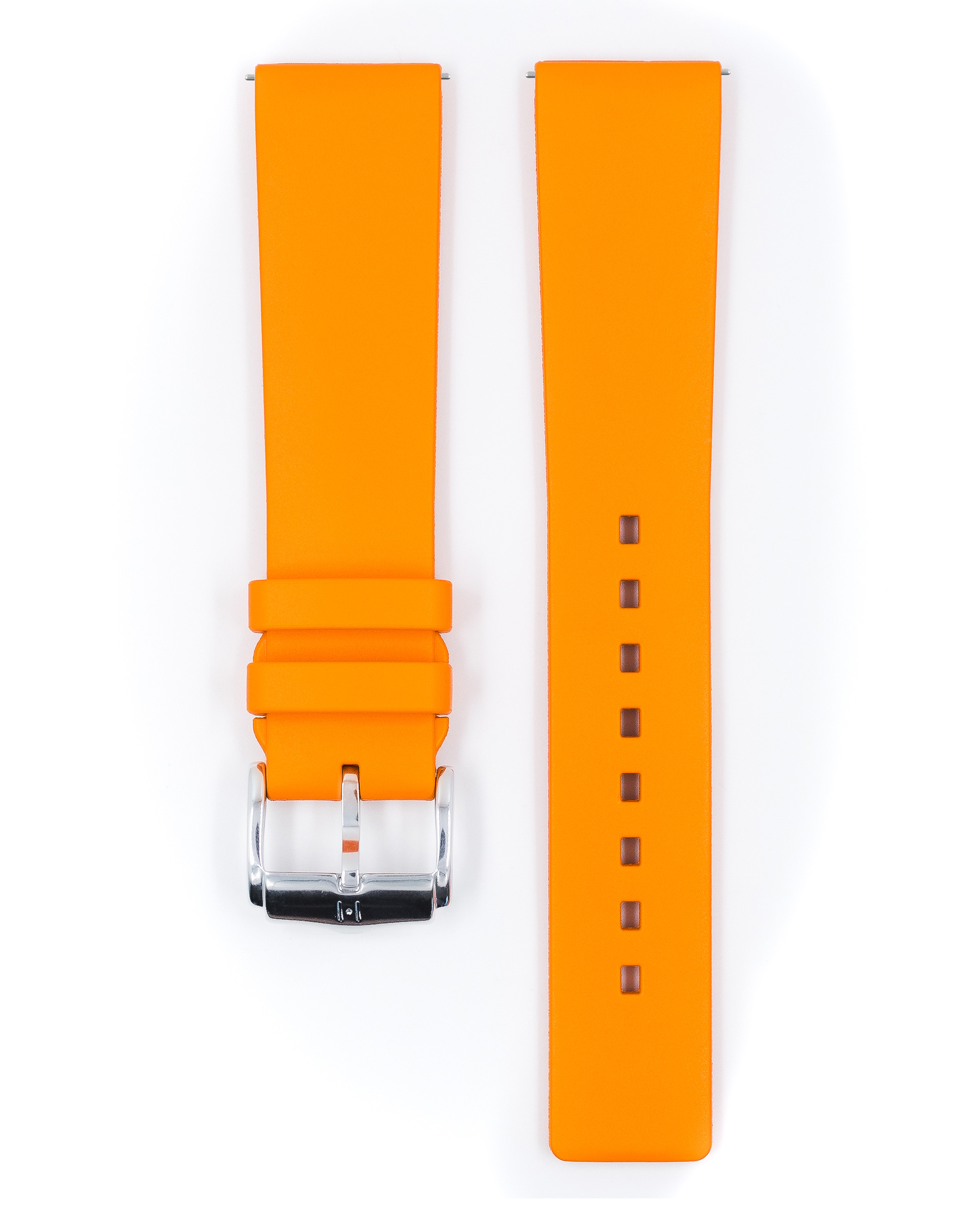 Orangenes Gummi-Uhrenarmband mit Metallschnalle. Weißer Hintergrund.