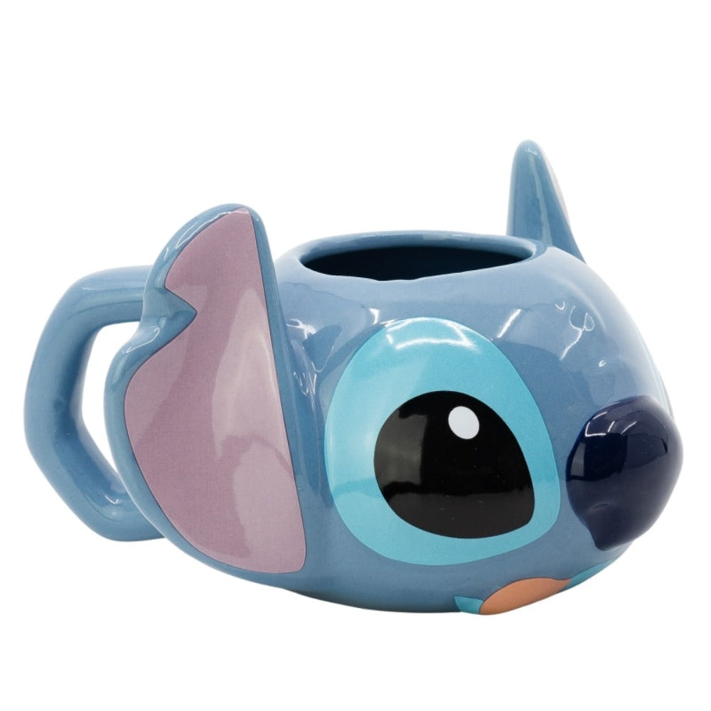 Taza de Stitch, azul con ojos y orejas grandes, un asa en el lado izquierdo.