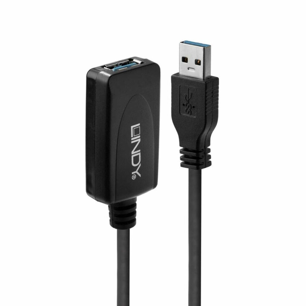 Cable de extensión USB Lindy, negro, con un puerto USB y un conector USB visibles.