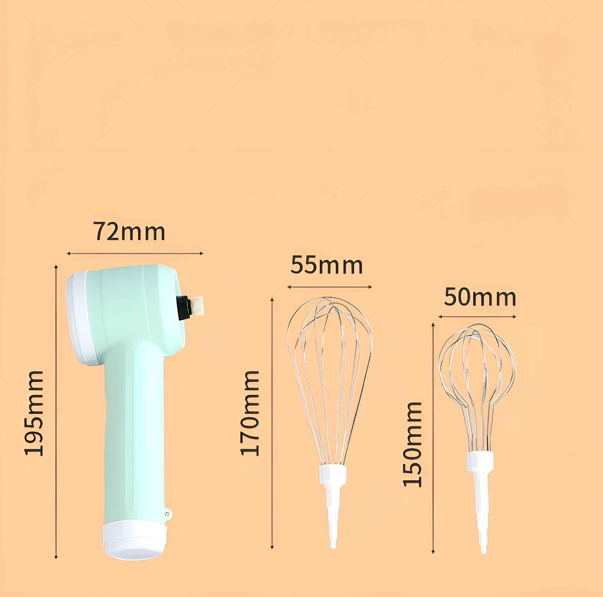 Ein Handmixer mit Maßen. Der Mixer ist grün und weiß. Die Aufsätze haben Größen.