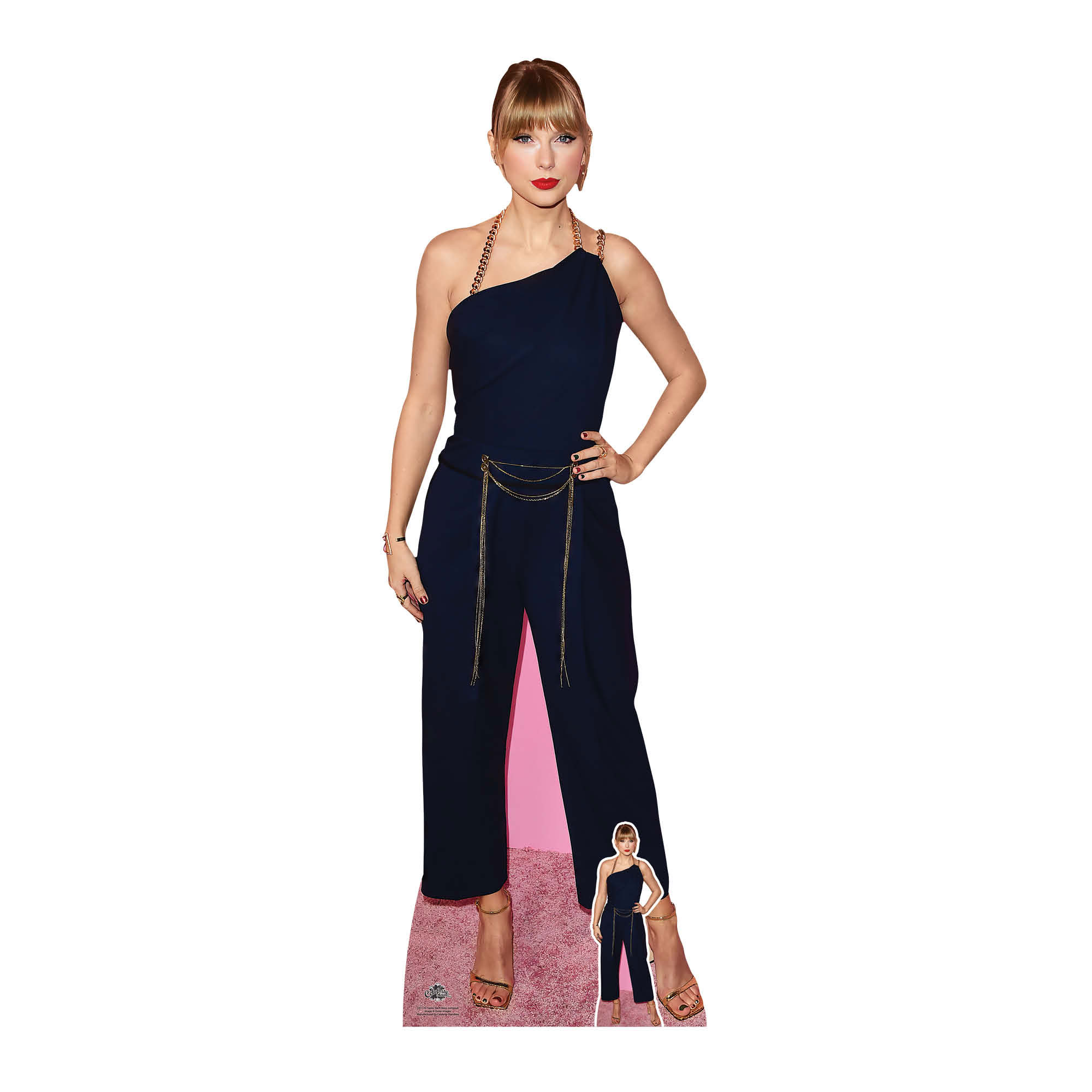 Pappaufsteller von Taylor Swift in blauem Overall, posiert mit einer Hand auf der Hüfte.